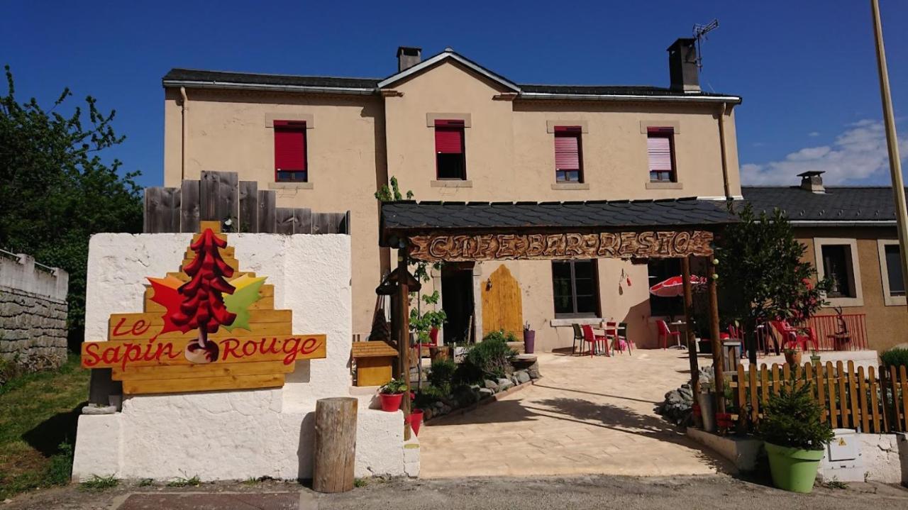 Le Sapin Rouge - Restaurant - Bar - Chambres D'Hotes Artigues  Zewnętrze zdjęcie