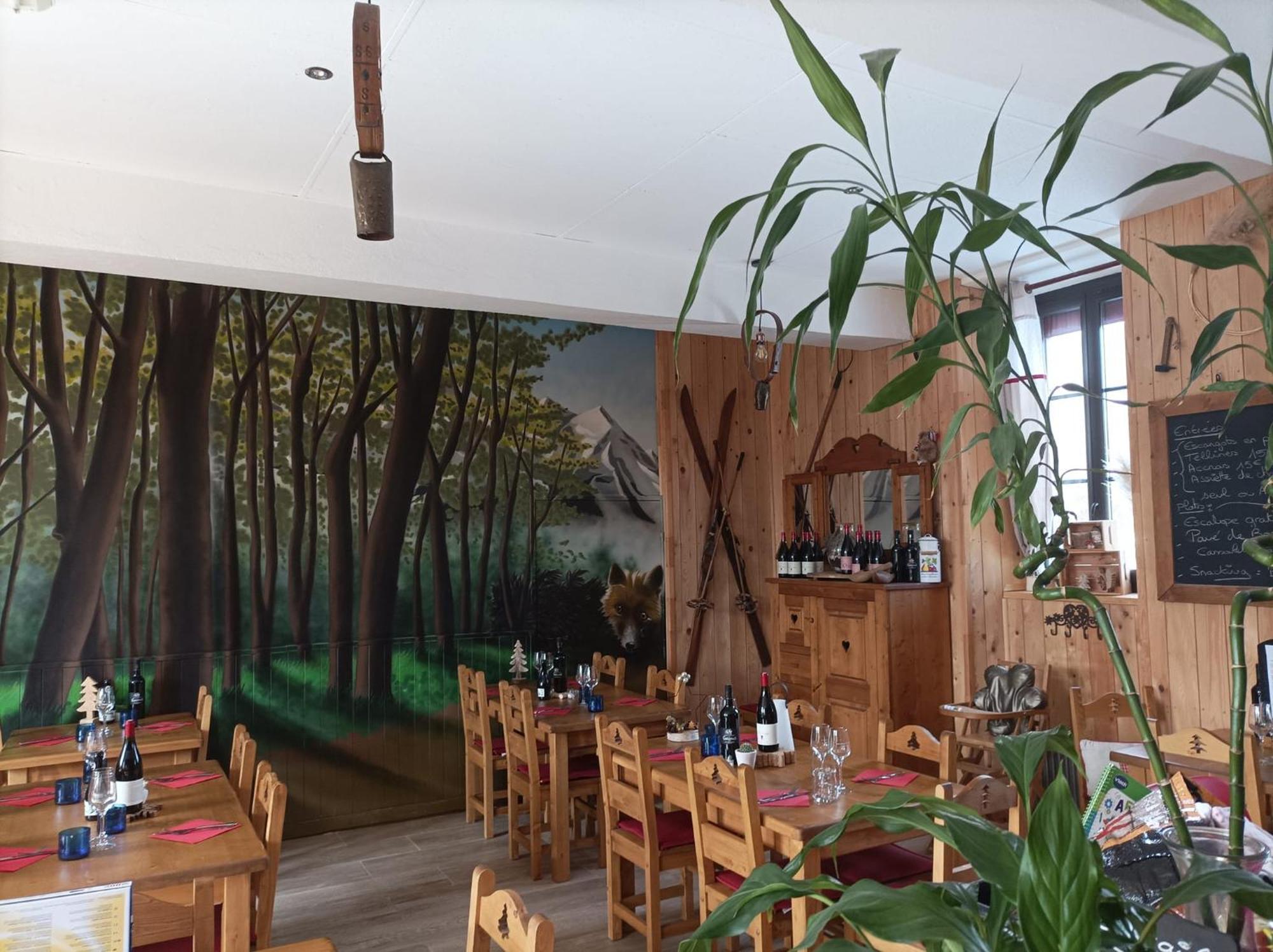 Le Sapin Rouge - Restaurant - Bar - Chambres D'Hotes Artigues  Zewnętrze zdjęcie