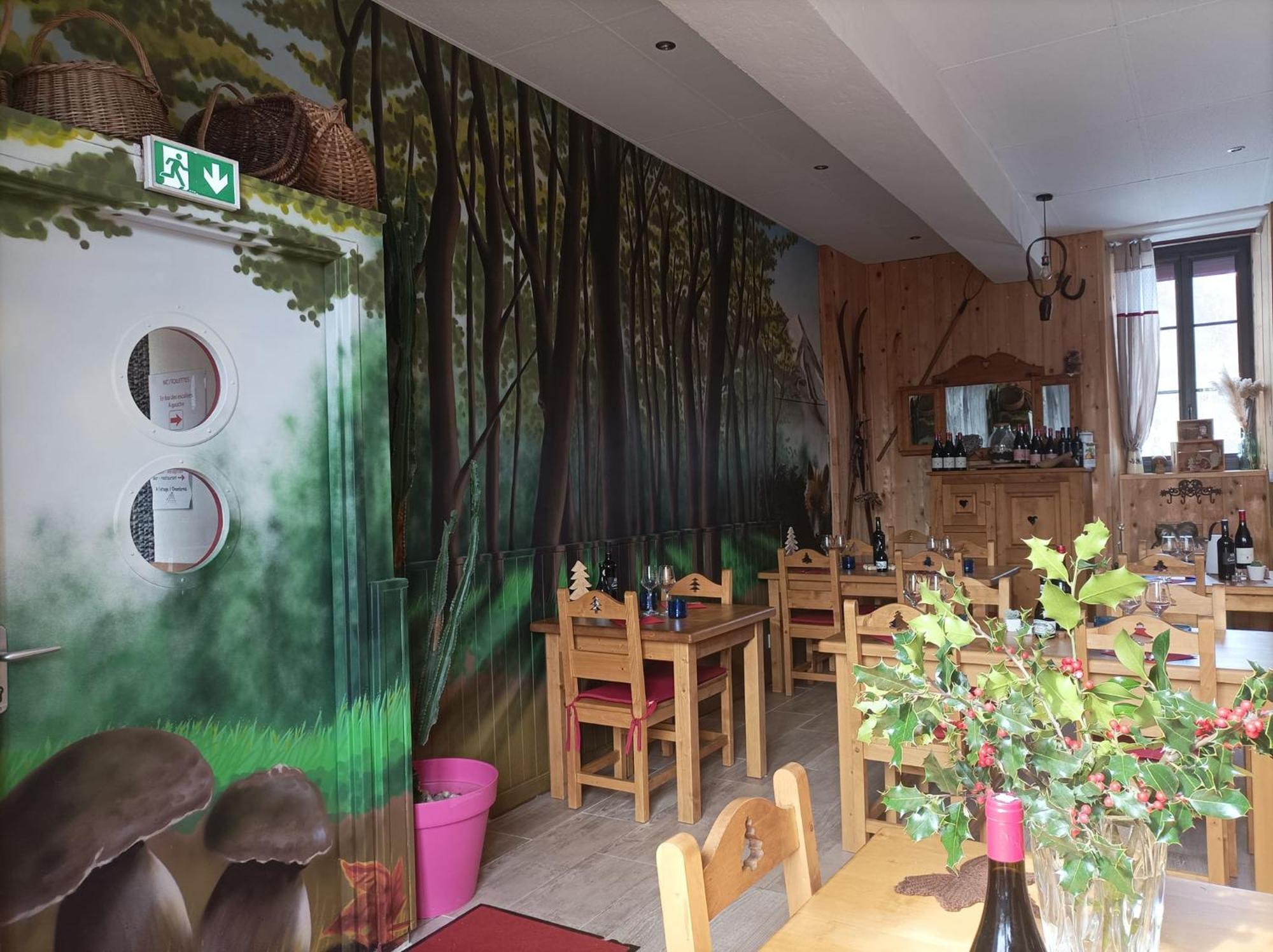 Le Sapin Rouge - Restaurant - Bar - Chambres D'Hotes Artigues  Zewnętrze zdjęcie
